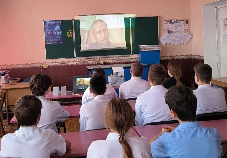 Профилактические классные часы.